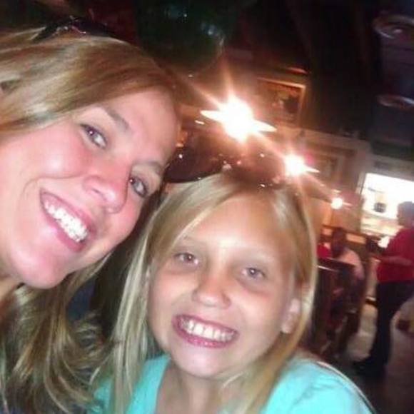 Meet your Posher, Mackenzie - Picture 1 of 1